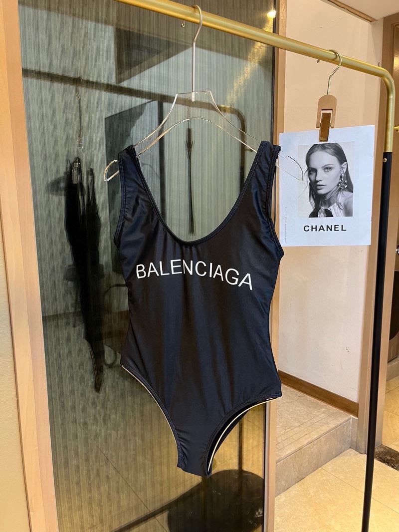 BALENCIAGA